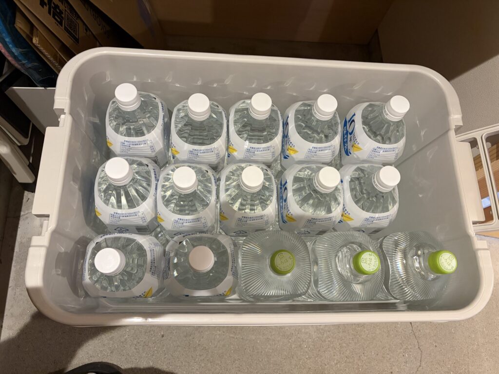 2リットルボトル備蓄水