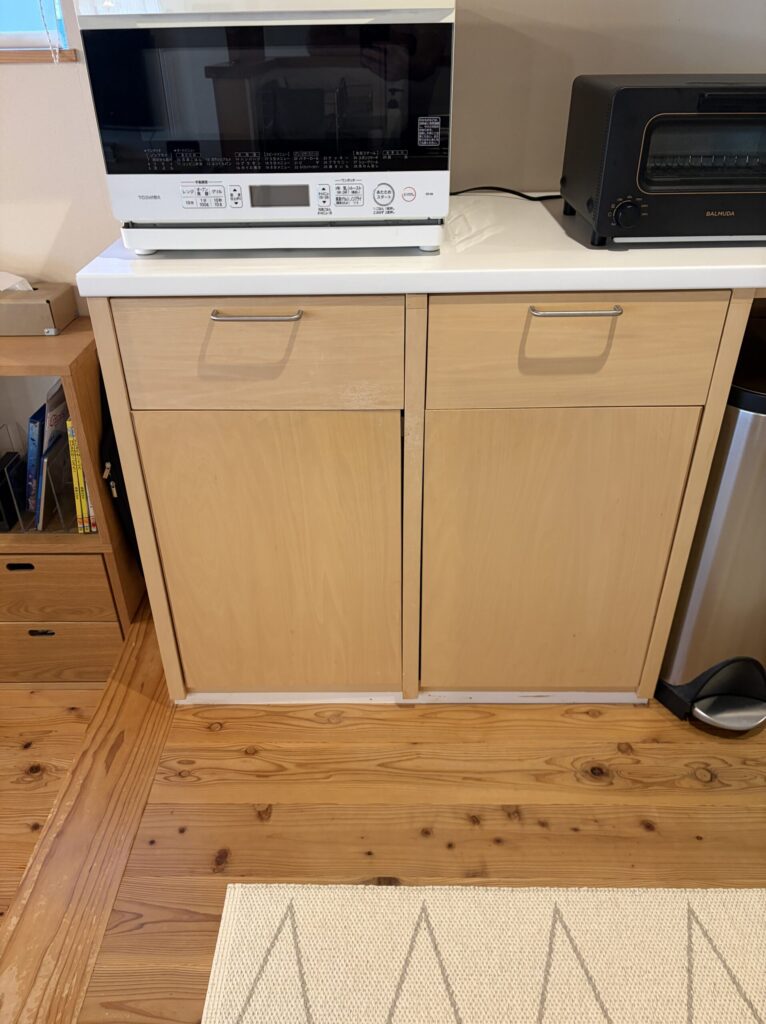 電子レンジ下収納